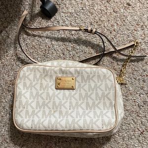 Michael Kors crossbody bag